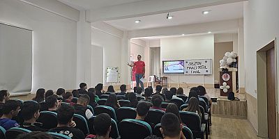 Öğrencilere Yönelik Meslek Semineri Düzenlendi