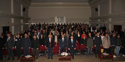 Öğretmenler Günü Düzenlenen Programla Kutlandı