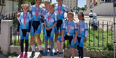 Okullar Bisiklet Şampiyonasından 8 Madalya İle Döndüler