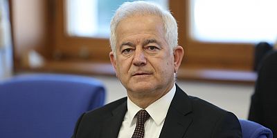 ‘Okullar Siyasi Propaganda Sahnesi Değildir’