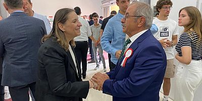 Özacar, Kale Grubunun Kuruluş Yıldönümü Programına Katıldı