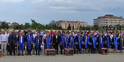 Piri Reis Meslek Yüksek Okulunda Mezuniyet Töreni