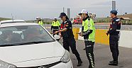 Polis ve Jandarmadan Güvenli Trafik Uygulaması