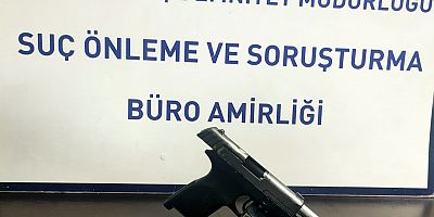 Ruhsatsız Silah Ele Geçirildi