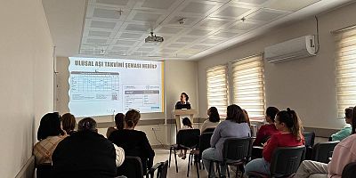 Sağlık Personeline Aşı Eğitimi Verildi