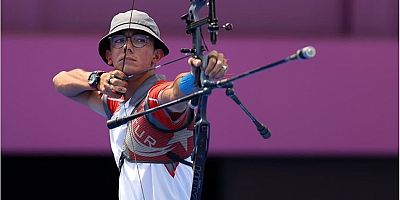 Siyasilerden Gazoz’a Tebrik Mesajı