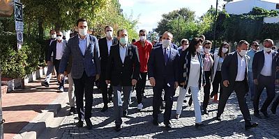 Sürücü, AK Parti Bozcaada Kongresine Katıldı