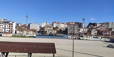 ‘Tam Soyunma Odasına Kavuştuk, Şimdi De Sahamız Yok!’