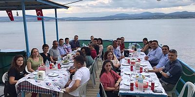 Tayini Çıkan Öğretmenlere Veda Yemeği Düzenlendi