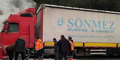 Tır Yanmaktan Kurtarıldı