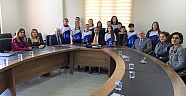 TRİATLON TAKIMI KAYMAKAM KILINÇKAYA 'YI ZİYARET ETTİ