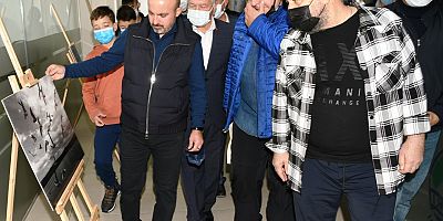 Turan, ‘Eski ve Yeni Lapseki’ Fotoğraf Sergisi Açılışına Katıldı