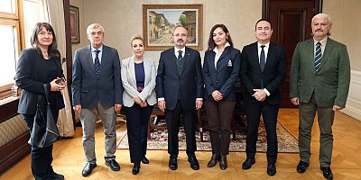 Turan, Muhabirler Derneği Heyetini Kabul Etti