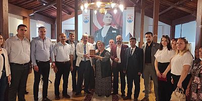 Üç Boyutlu Resim Sergisi Açıldı