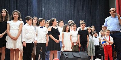 Uğur Akpınar Akademi’nin Yıl Sonu Programı Yapıldı