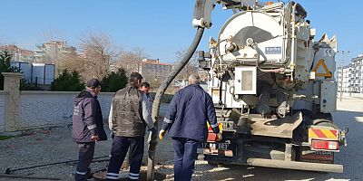 Yağmursuyu ve Kanalizasyon Hatlarında Temizlik Çalışması