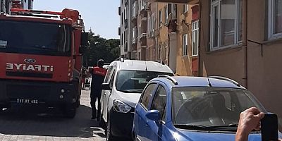 Yangına Giden İtfaiye Araçları Hatalı Parklardan Sokağa Giremedi