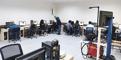 Yeni Laboratuvarda Eğitimler Başladı