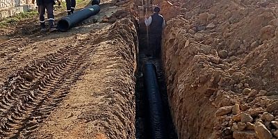 Yeni Yerleşim Bölgelerine Kanalizasyon Hatları Döşeniyor