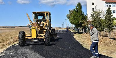 Yol Çalışmaları Devam Ediyor