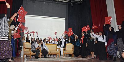 ‘Zamansız Kadınlar’ Tiyatral Konferansı Düzenlendi