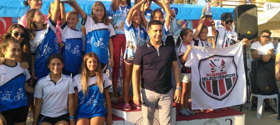 Triatlon Takımlarımızdan Türkiye Şampiyonluğu
