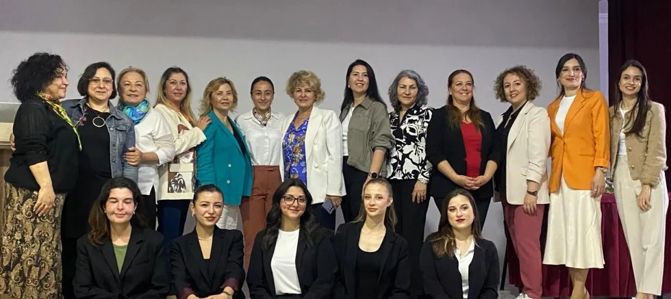100 Öğrenci 100 Kadın Girişimci Projesi Devam Ediyor