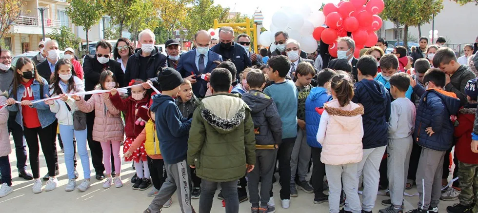 100. Yıl Cumhuriyet Parkı Açıldı