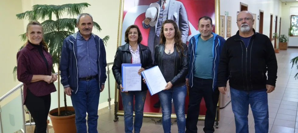 228 ESER, CUMHURiYET SEVGiSi iÇiN YARIŞTI
