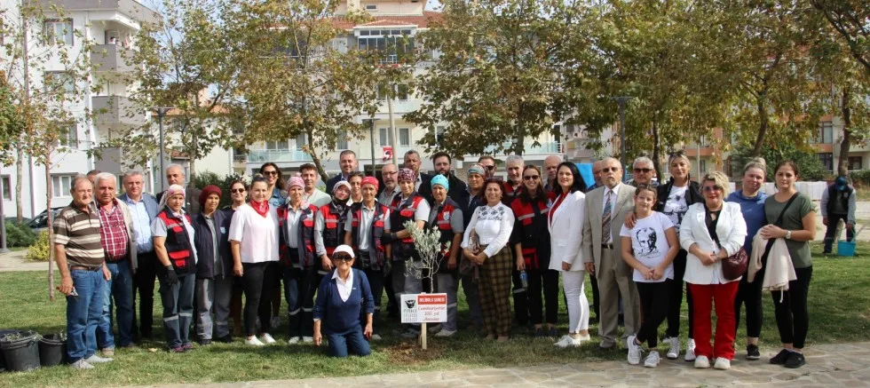 ADD, Yeni Üyelere Rozetlerini Taktı