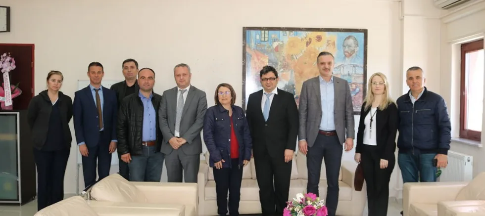 AK Parti’den Tıp Bayramı Ziyareti