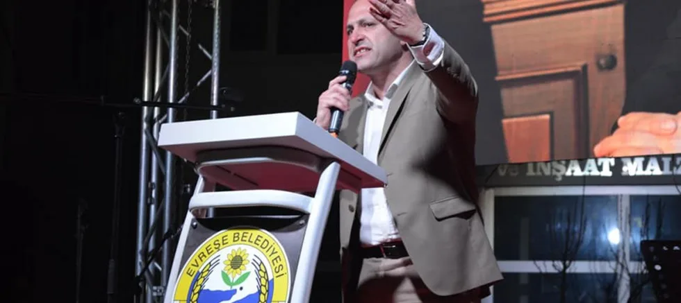 AK Parti Evreşe’de Miting Düzenledi