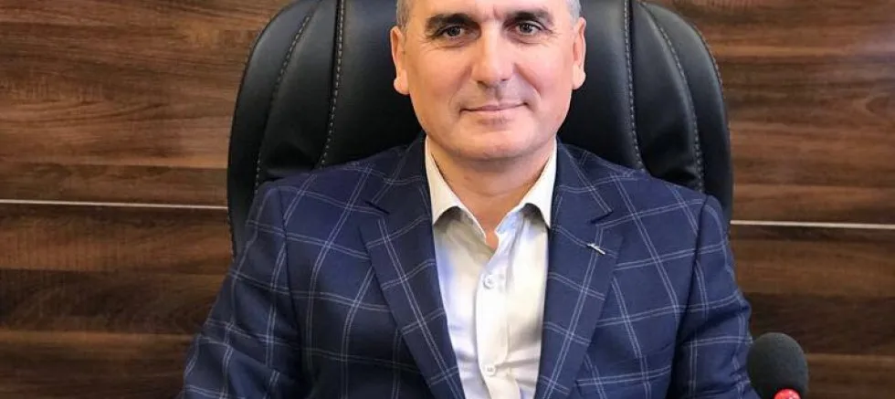 Ak Parti İlçe Başkan  Vekili Hakkı Uysal’ın  “Beyaz Baston Görme  Engelliler Haftası”Mesajı
