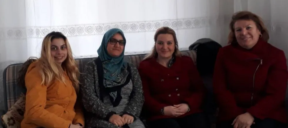 AK PARTi iLÇE KADIN KOLLARI KADINLARIN BAŞARILARINI ANLATACAK