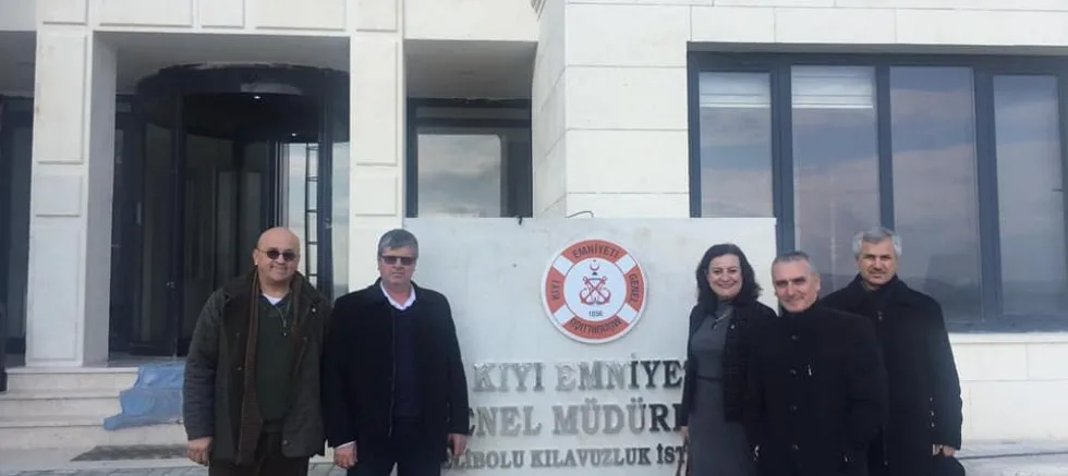 AK PARTİ İLÇE TEŞKİLATININ ZİYARETLERİ DEVAM EDİYOR