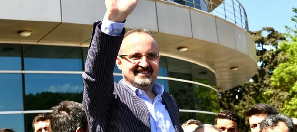 ‘AK Parti Yine Türkiye’nin En Büyük Partisi’