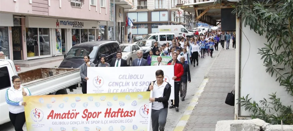 Amatör Spor Haftası Etkinlikleri  Kortej Yürüyüşü İle Başladı