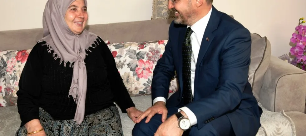 “ANNELERİMİZİN SEVGİSİ DÜNYAMIZI KUŞATIYOR”