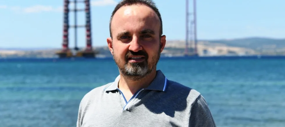 “Artık İki Kule Arasındaki Bağlantıyı Gururla İzleyeceğiz”
