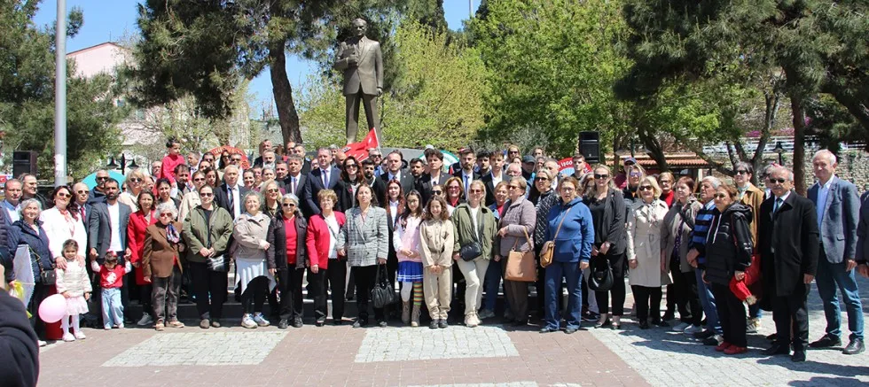 Ata’ya Saygı Çelenk Sunma Töreni Düzenlendi