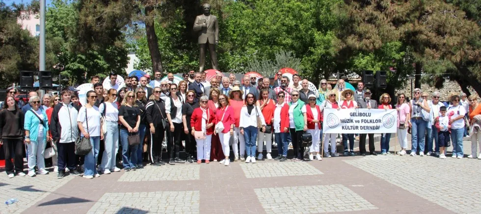 Ata’ya Saygı Çelenk Sunma Töreni Gerçekleştirildi