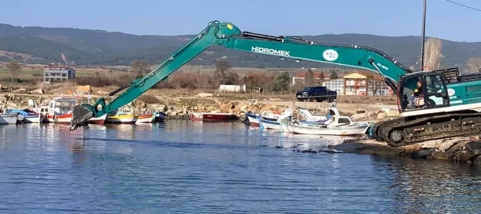 Balıkçı Barınağı, Limaniçi Temizleme Çalışmaları Başladı