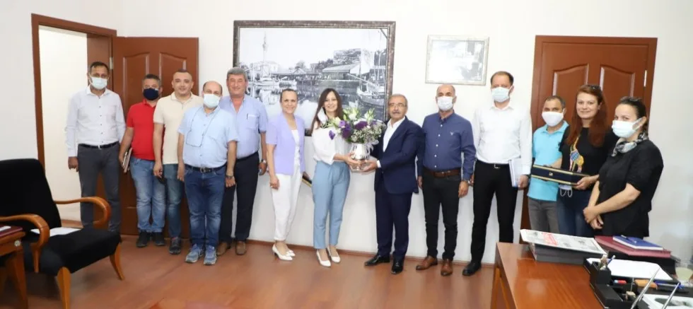 Başkan Özacar’a Sürpriz Babalar Günü Kutlaması