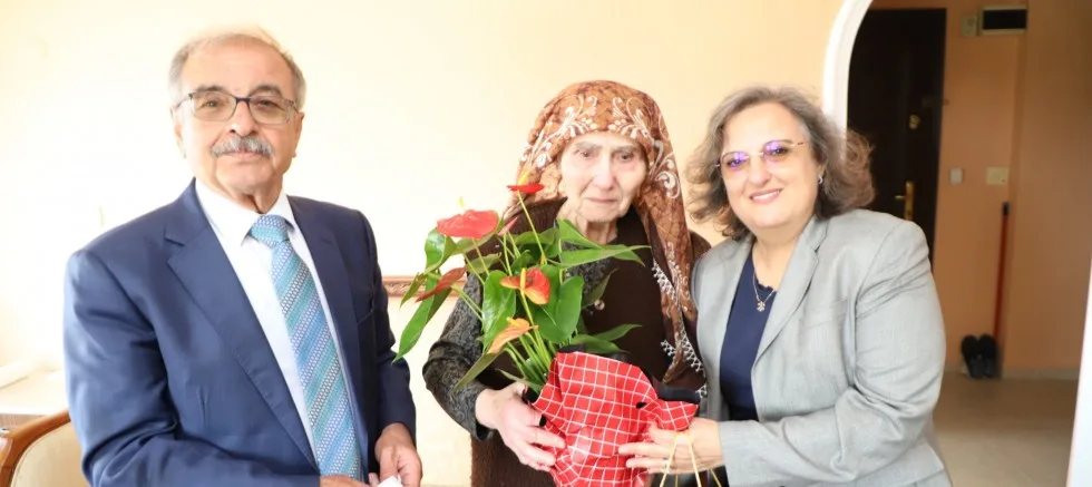 Başkan Özacar’dan Anneler Günü Ziyaretleri