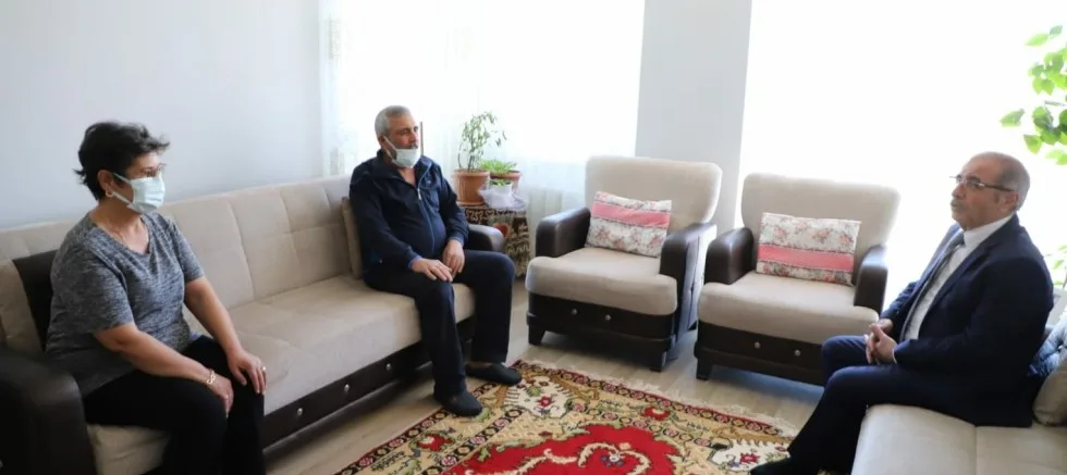 Başkan Özacar’dan Doğan’a Geçmiş Olsun Ziyareti