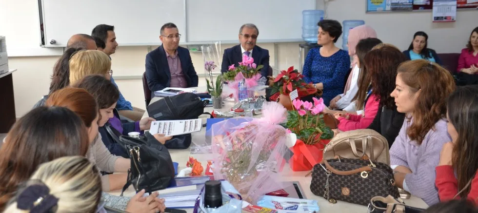 BAŞKAN ÖZACAR’DAN ÖĞRETMENLERE ZİYARET
