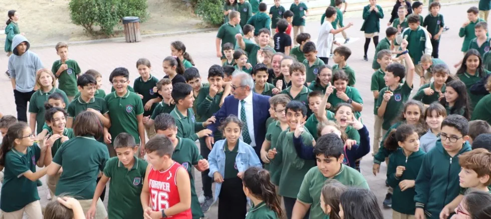 Başkan Özacar, Okul Ziyaretlerine Devam Ediyor