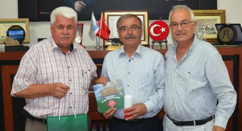 Başkan Ulaş, Özacar’ı güreşlere davet etti