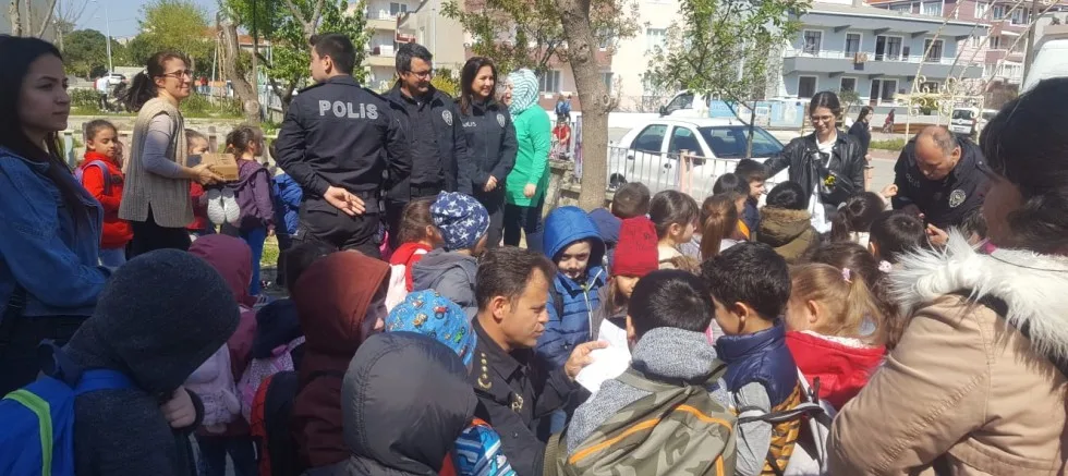 Bu Memleketin Kutlu Emanetlerin Bekçisiyiz