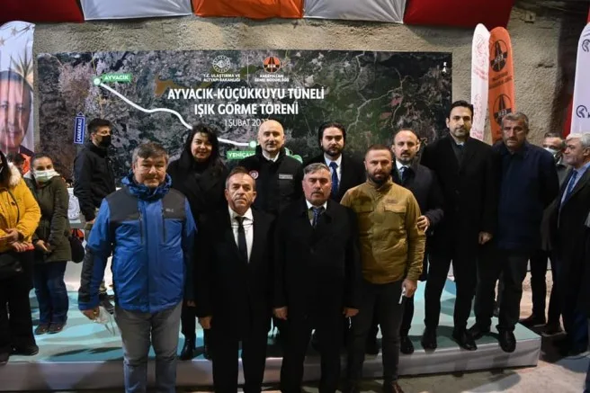Büyükzöngür, Işık Görme Törenine Katıldı
